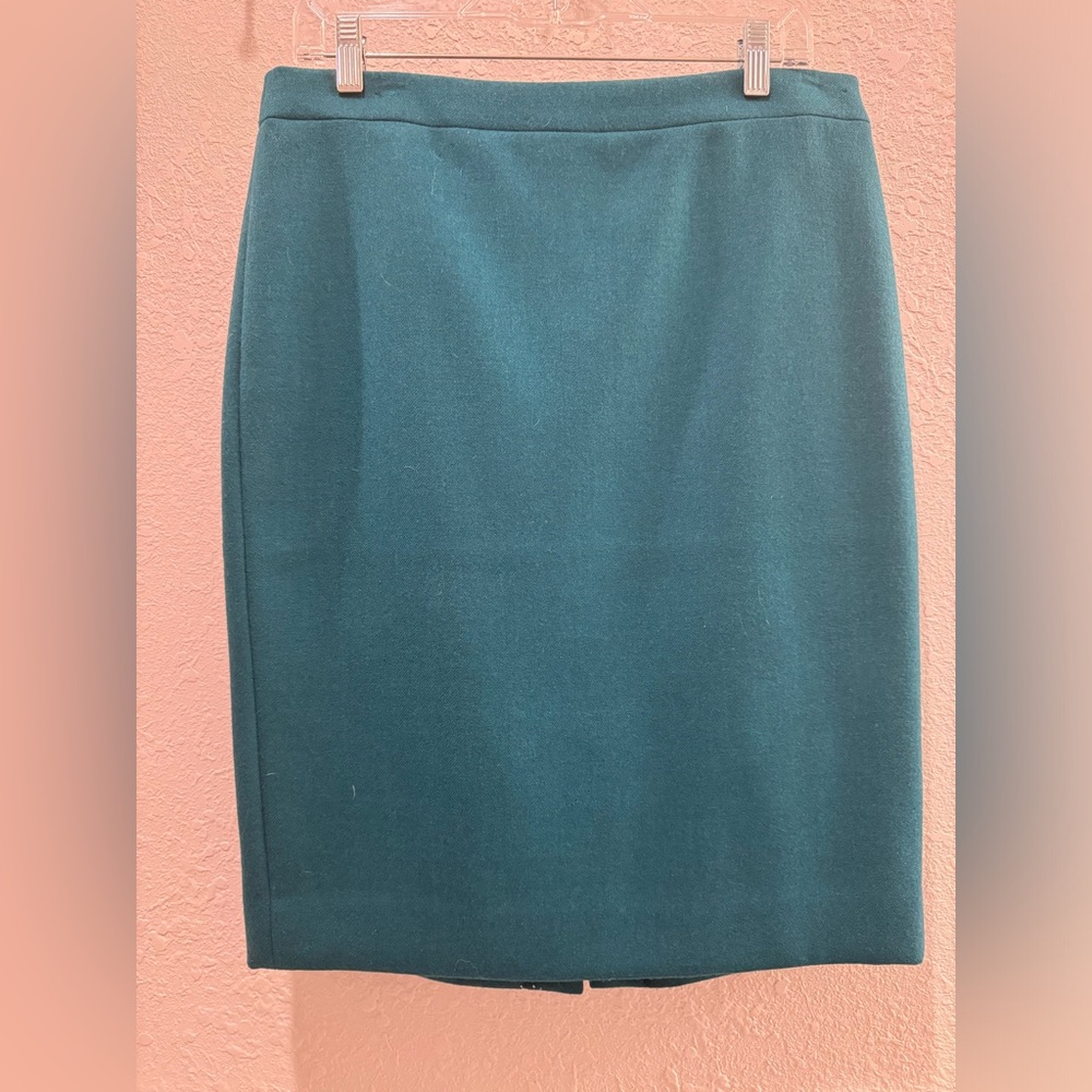 Elegant Teal Pencil Skirt